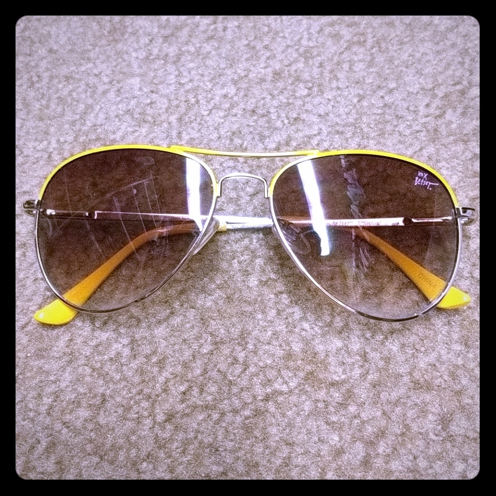 Betsey Johnson yellow aviators